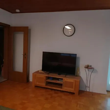 Schwalbennest 아파트
